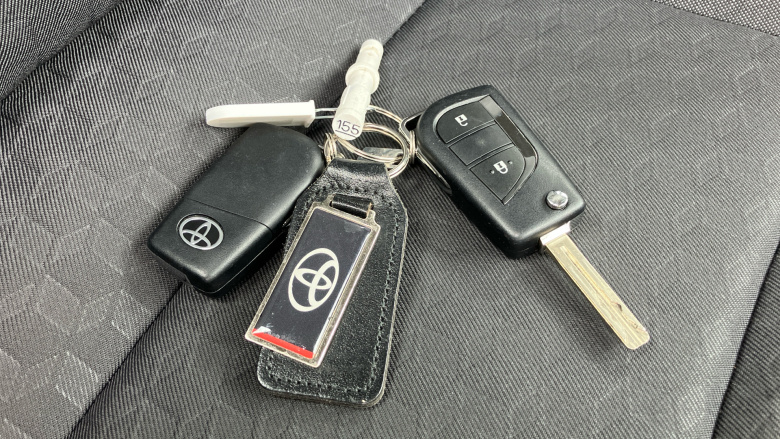 Toyota Yaris 1.5 Hybrid Icon 5dr CVT Hybrid Hatchback